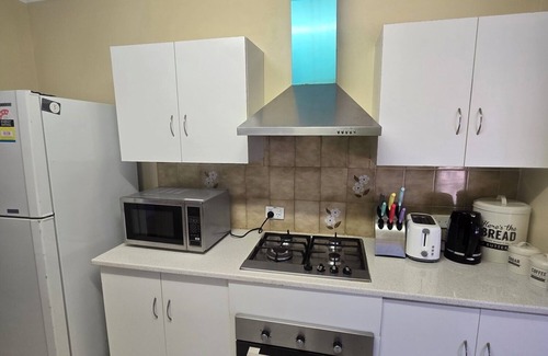 Camillo House | Advantage House- A place to relax with your family space