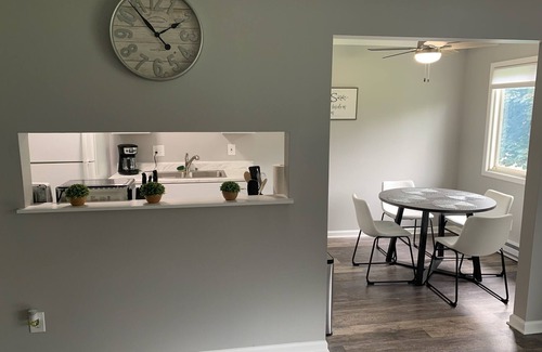 Holly Apartment | Adventure Acres- Suite B1