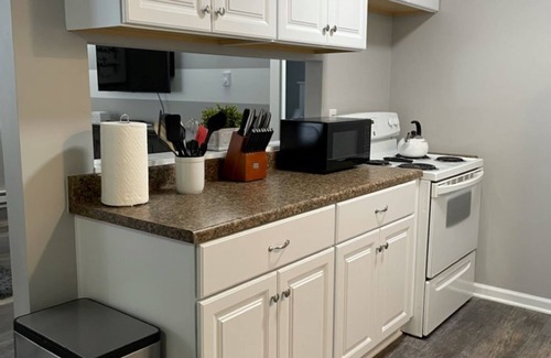 Holly Apartment | Adventure Acres- Suite B5