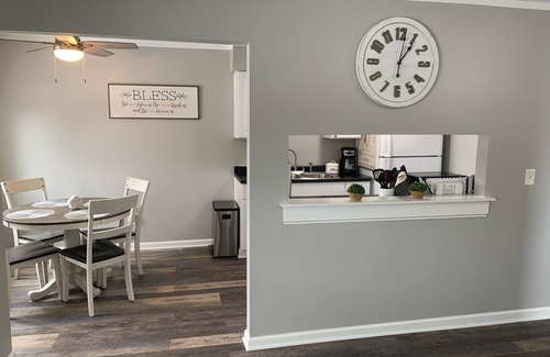 Holly Apartment | Adventure Acres- Suite C4