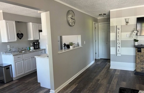 Holly Apartment | Adventure Acres- Suite C6