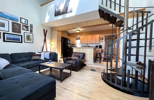 Dollar Point Condo | Adventure Awaits from this remodeled Condo-Pool, Hot tub, Tennis Courts