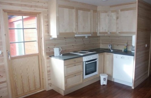 Mehamn House | Adventure Camp Mehamn