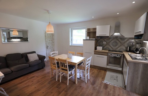 Zasip Apartment | Adventure Cottage by the Sava River