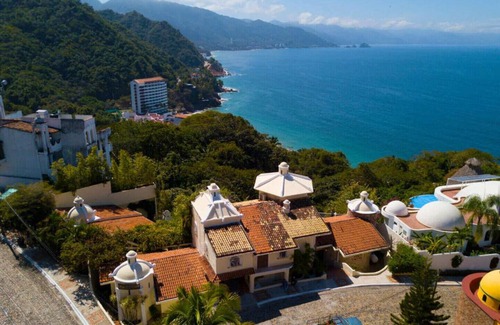 Conchas Chinas House | Adventure House Conchas Chinas