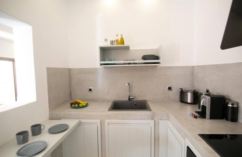 Exomytis Apartment | Aegean Melody Suites- Elegant Suite with hot tub