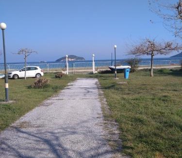 Nea Iraklitsa Apartment | Aegean Seabreeze
