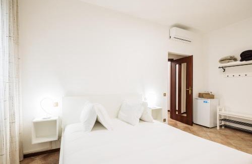 Ponte San Pietro House | Affittacamere Casa Emilia Foresteria Lombarda