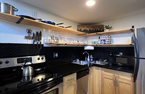 Downtown Denver Apartment | Affordable & Chic RiNo/LoDo/Dtown Loft- Prime location, walkable.