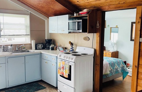 Jerusalem Cottage | Affordable Seaside Cottage in the Fishing Village of Galilee