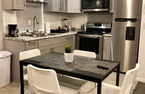 Centro Condo | AFFORDABLE Super modern 2 bedroom condos in downtown - Close to the Beach!