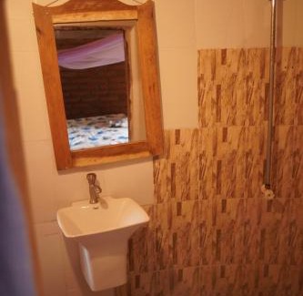 Tanzania House | AFLII Homestay