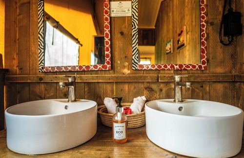 Mto wa Mbu Cabin | Africa Safari Manyara Escarpment