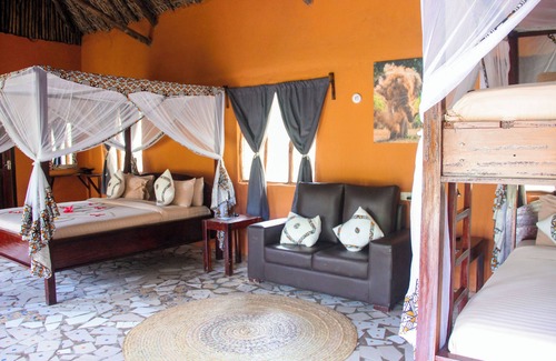 Selous Game Reserve Cabin | Africa Safari Selous