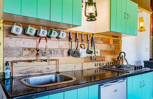 Oudtshoorn Cabin | AfriCamps Klein Karoo