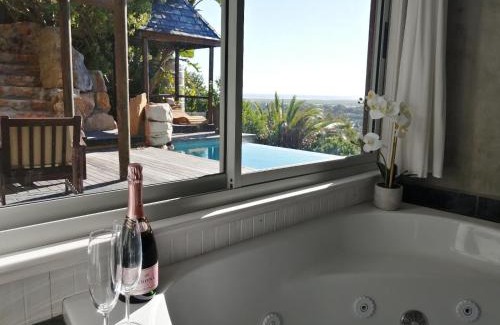 Capri Apartment | African Violet - Terraces