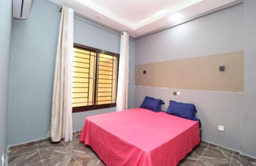 Kribi Apartment | AfriqPnB RF2 Studio Mvog Atangana avec Piscine