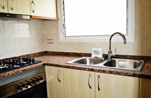 Urbanizacion El Mas Reixac Villa | Afrodita. House with two independent apartments.