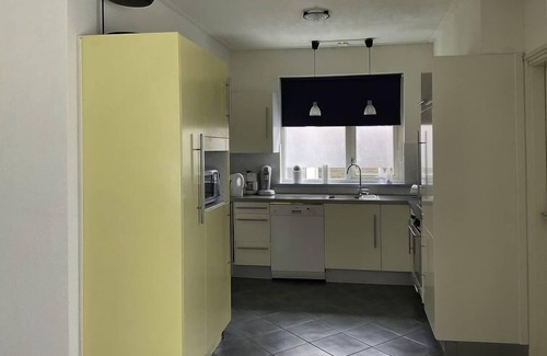 Elim House | Afterdaan by Interhome