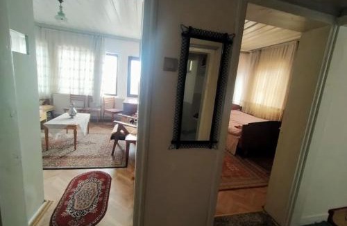 Afyonkarahisar House | Afyon kalesi eteklerinde bir yer