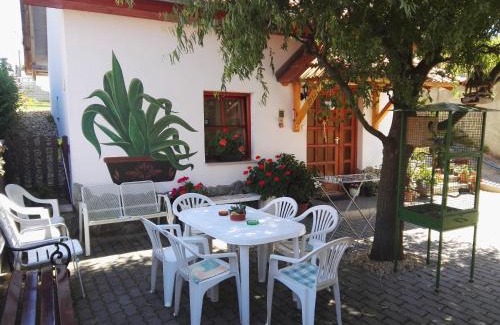 Sarvar Apartment | Agávé Apartman