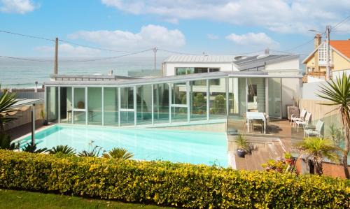 Razo da Costa Villa | AG Villa Razo Luxury en primera linea con piscina