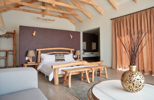 Sesriem Cabin | Agama Lodge