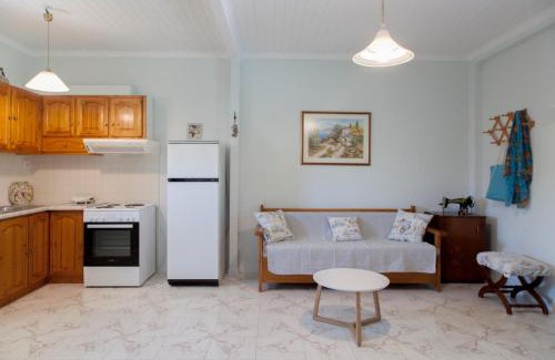 Lefkada Town House | Agapanthus house