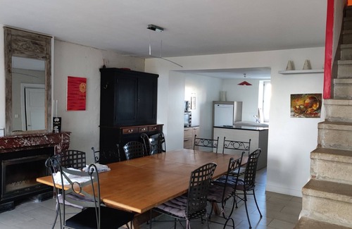 Belleville-en-Beaujolais House | Agathe, cottage with sheets labeled tourism and handicap