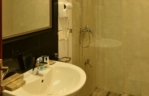 Giritale Hotel | Agbo Hotel