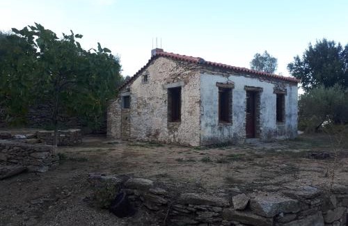 Raches House | Agios Ioannis Solar Cottage - Eco-friendly, Solar Powered