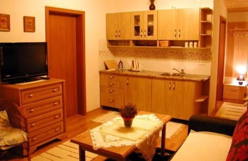 Zuberec House | Agnesa & Julius Hudec - 3 BR Apartment Unit 002