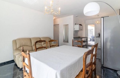 Chateaurenard House | Agréable Location Saisonnière