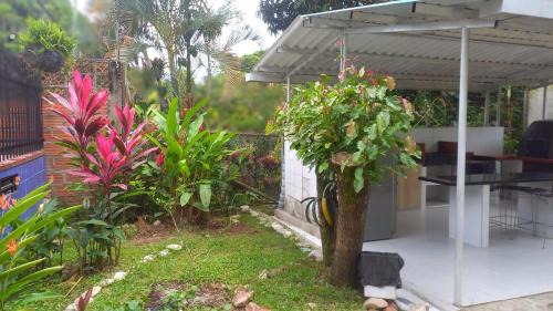 Rivera House | Agradable casa de Campo con Piscina en el Guadual Rivera