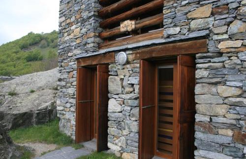 Brontallo House | Agri Scinghiöra