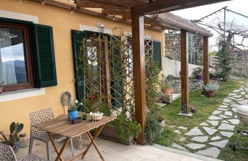 Tovo San Giacomo House | Agriturismo LaValleggia