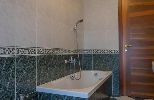 Bussolengo House | Agriturismo Pino Argentato