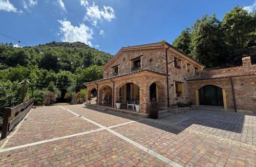 Gavoi House | Agriturismo Tuluschene