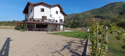 Orastioara de Sus House | AGROPENSIUNEA ZAMOLXIS