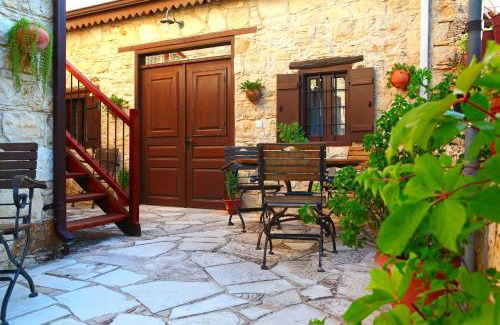 Lofou Hotel | Agrovino Lofou