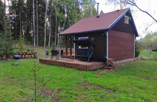 Karksi-Nuia Cabin | Ainja Puhkemaja