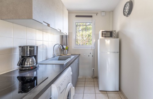 L'Isle-sur-la-Sorgue House | Air-conditioned, single-storey Pascalou house.