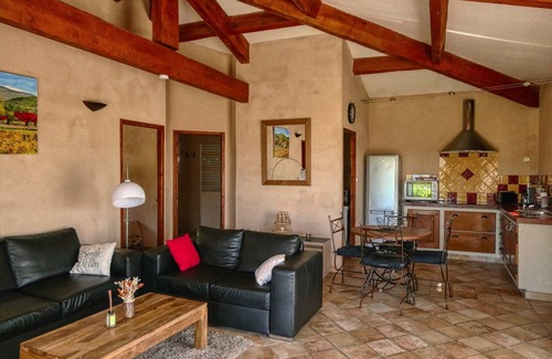 Bedoin House | Air-conditioned 4-person villa with private heated pool