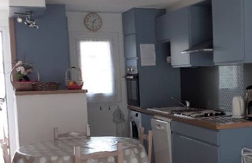 Saint-Cyprien Plage House | Air-conditioned house 500 m from the sea and shops