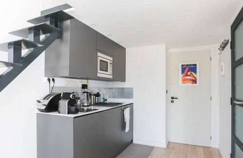 Quartier du Port Apartment | Air-conditioned studio in the Port of Nice