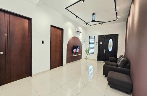 Asam Kumbang House | Air-home No 28 Simpang near Aulong Econsave, 3BR, 7pax, Netflix