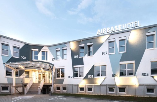 Kalsdorf bei Graz Hotel | Airbase Hotel