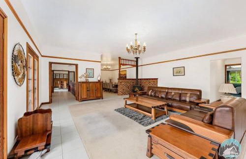 Kangy Angy House | Aircabin - KANGY ANGY - Rural Retreat 4 Bedrooms