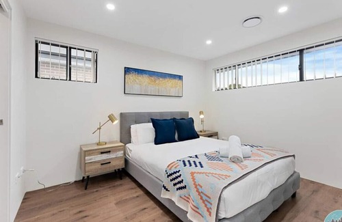 Kingswood House | Aircabin - Kingswood - Sydney - 3 Beds Townhouse
