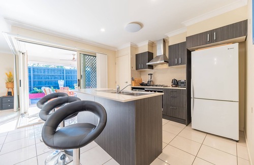North Lakes House | AirCon House Near Westfield North Lakes nn